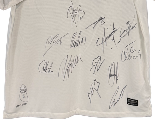 Man United Team Signed Nike Authentic Soccer Jersey 2011 Champs League Auto COA
