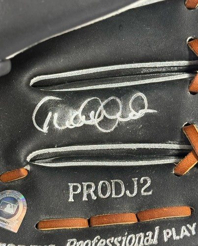 Derek Jeter Yankees Signed Rawlings Game Model Glove HOF Auto Steiner MLB Holo