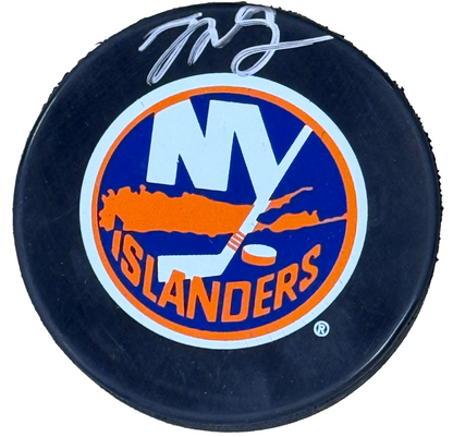 Matthew Schaefer Signed NY Islanders Logo Puck Rookie Auto UDA COA Calder ROY