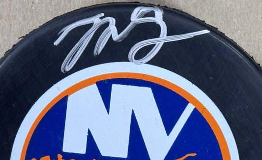 Matthew Schaefer Signed NY Islanders Logo Puck Rookie Auto UDA COA Calder ROY