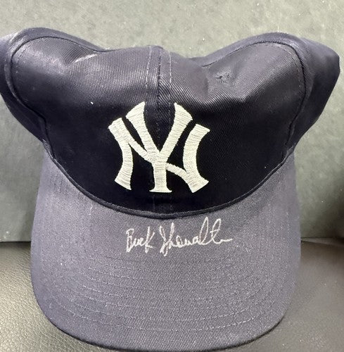 Buck Showalter Ny Yankees Manager Signed Genuine MLB Snapback Hat 2 Auto PSA COA