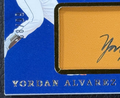 2020 Panini Immaculate Debut Moments Yordan Alvarez Patch Rookie Auto /99 Astros