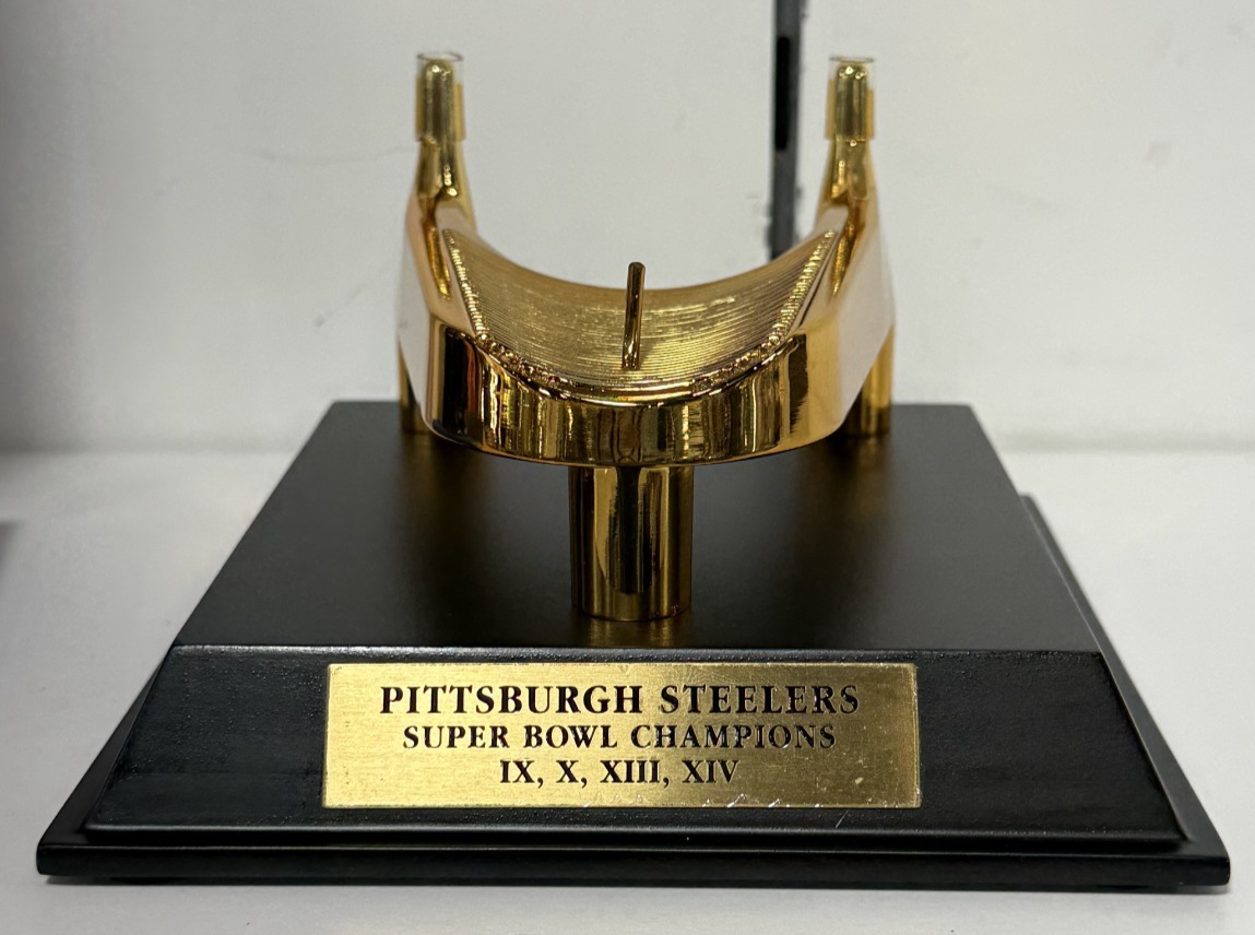 Danbury Mint Pittsburgh Steelers Super Bowl Dynasty Porcelain Trophy Bradshaw
