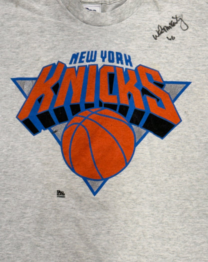 New York Knicks Vintage Pro Player T Shirt Signed Walter McCartey Sz Xl Rare