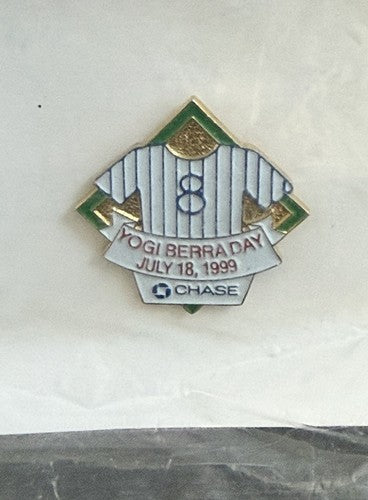 NY Yankees Yogi Berra Day / David Cone Perfect Game Pin 1999 Yankees Sga Chase
