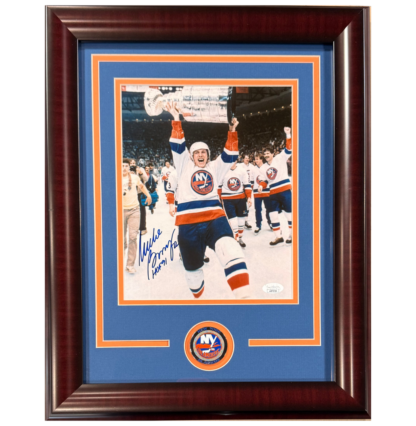 Mike Bossy Signed 8x10 Framed 1983 Stanley Cup Photo HOF '91 Auto JSA Islanders