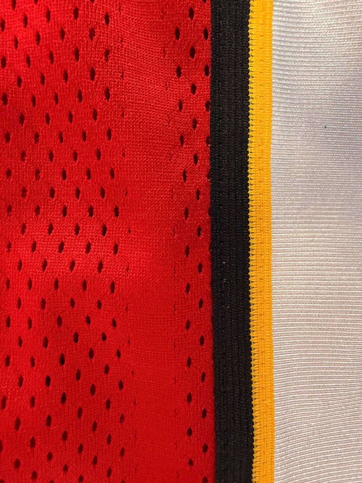Shareef Abdur-Rahim Atlanta Hawks #3 Red Reebok Authentic Vintage Jersey sz 60