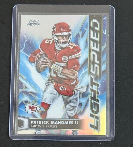 Topps Chrome 2025 Patrick Mahomes Light Speed Insert & Base #47 Mint Pair Chiefs