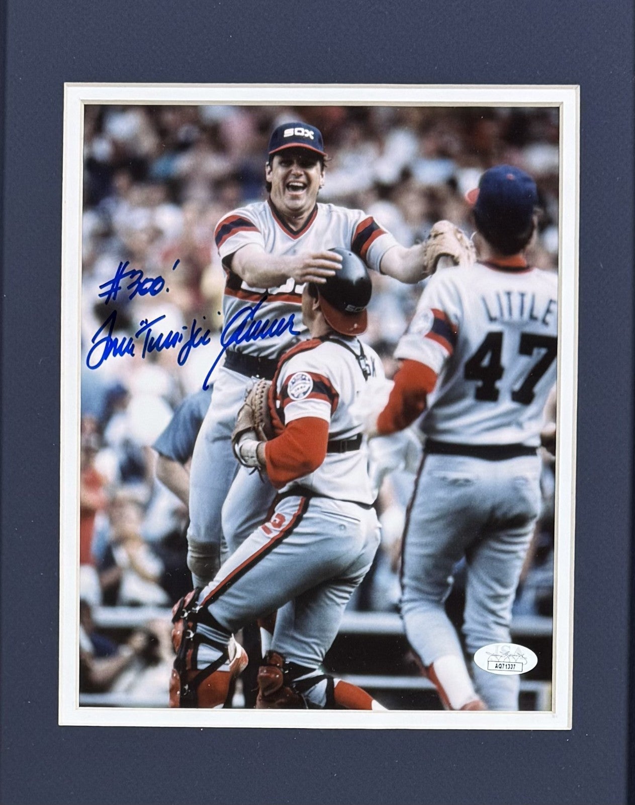 Tom Seaver Signed 8x10 Photo Framed White Sox 300 Win Celebration Auto JSA COA