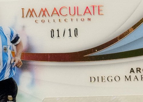 2018 /19 Immaculate Soccer Gold Diego Maradona Argentina Mint AUTO 1/10 Panini