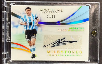 2018 /19 Immaculate Soccer Gold Diego Maradona Argentina Mint AUTO 1/10 Panini