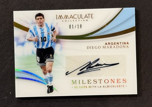 2018 /19 Immaculate Soccer Gold Diego Maradona Argentina Mint AUTO 1/10 Panini