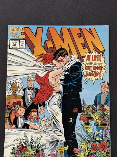 X-Men #30 KEY The Wedding of Scott Summers & Jean Grey Complete With Cards