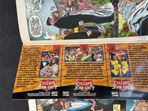 X-Men #30 KEY The Wedding of Scott Summers & Jean Grey Complete With Cards