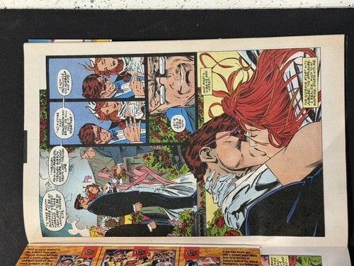 X-Men #30 KEY The Wedding of Scott Summers & Jean Grey Complete With Cards