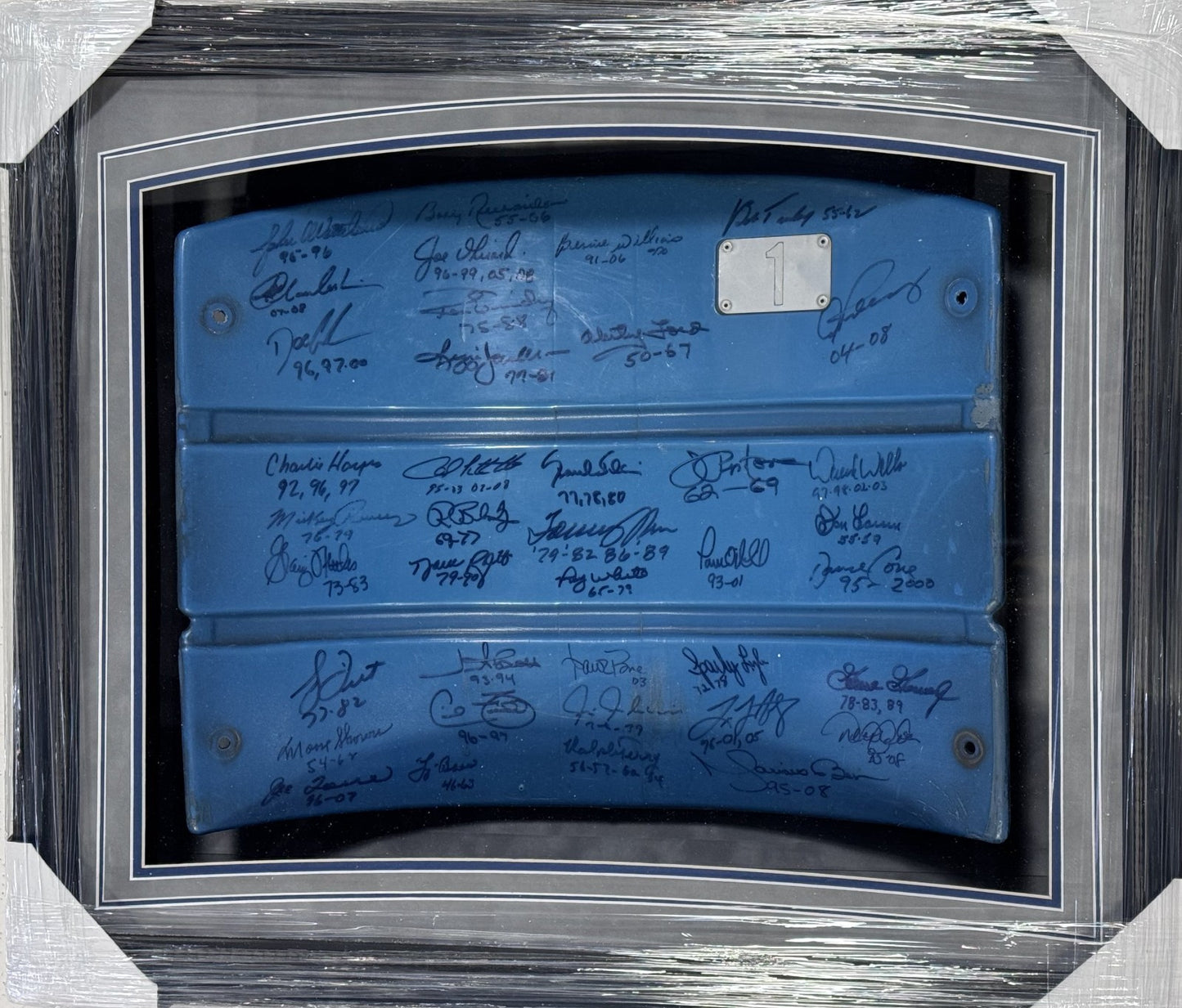 NY Yankee Legends Signed Yankee Stadium Seat Back Framed Shadowbox 39 Auto COA