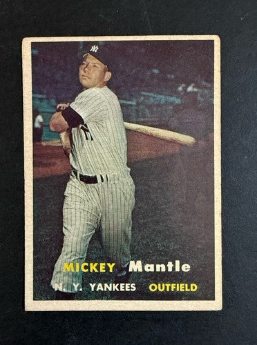 1957 Topps Set-Break # 95 Mickey Mantle Vg - Ex Nice Eye Appeal  Yankees HOF
