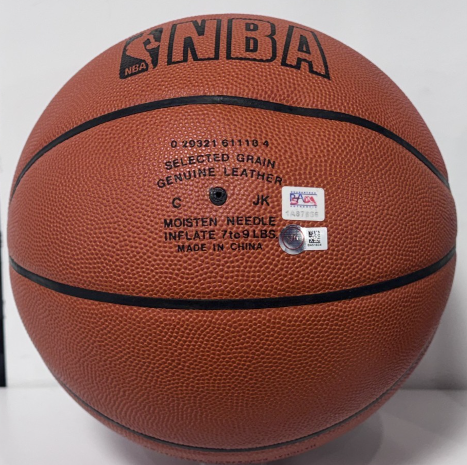 Kobe Bryant Signed Official NBA Game Basketball 2001 NBA Finals Auto ITP PSA COA
