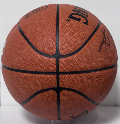 Kobe Bryant Signed Official NBA Game Basketball 2001 NBA Finals Auto ITP PSA COA