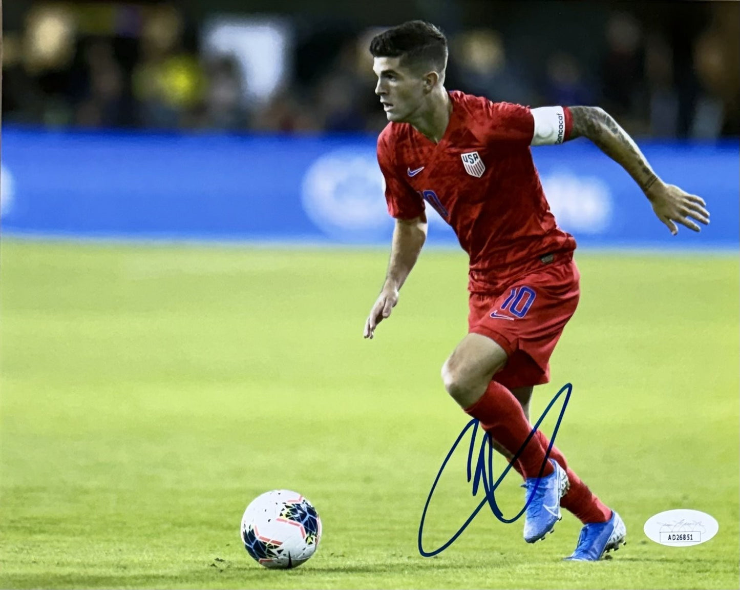 Christian Pulisic Signed USMNT Concacaf Gold Cup 8x10 Photo Framed Auto JSA COA