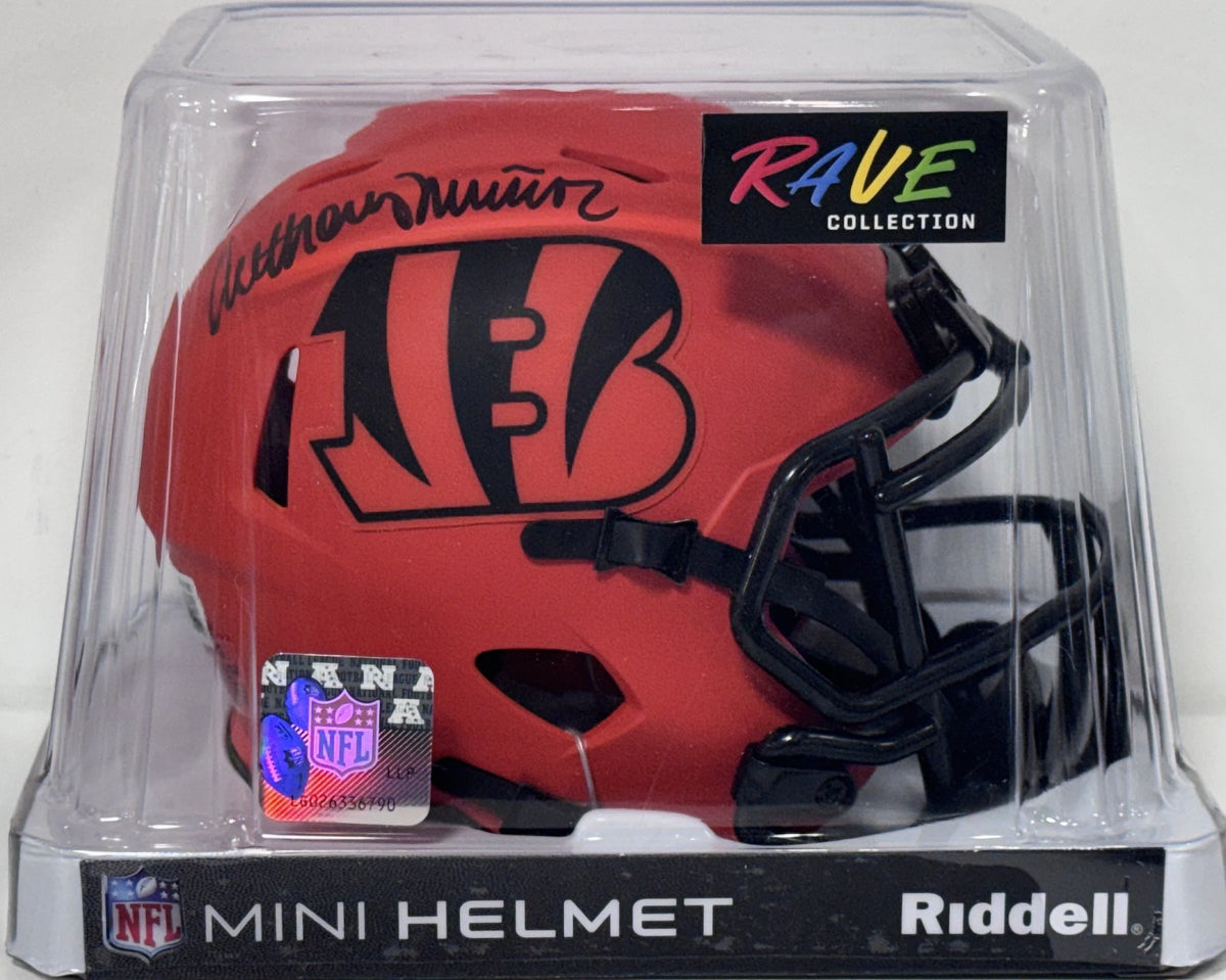 Anthony Munoz Signed Bengals Riddell Rave Mini Helmet Auto BAS COA HOF