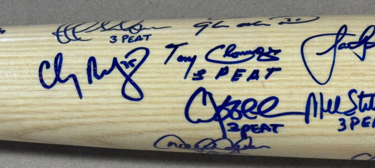 2000 World Series Yankees Team Signed Bat /26 3 Peat Auto Rivera Jeter MVP JSA