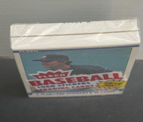 1984 Fleer Baseball Sealed Cello Pack Don Mattingly Rookie Front Centered & Yaz