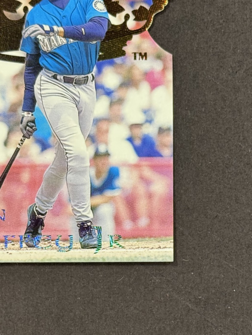 1995 Pacific Gold Crown Die Cuts Ken Griffey Jr Insert #16 Seattle Mariners HOF