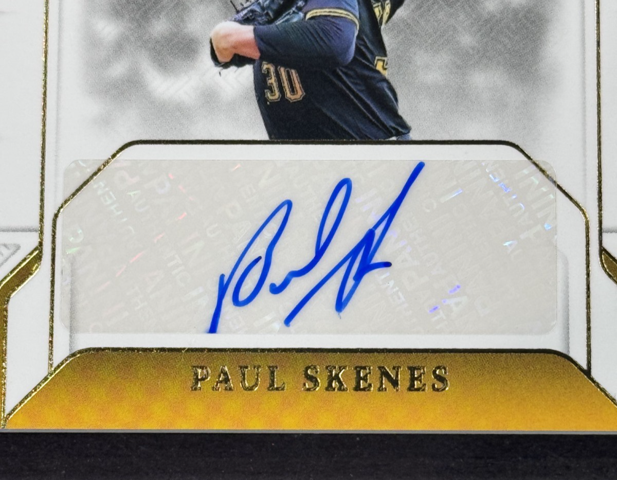 2025 Panini National Treasures Paul Skenes Jumbo Signature Booklet /35 Pirates