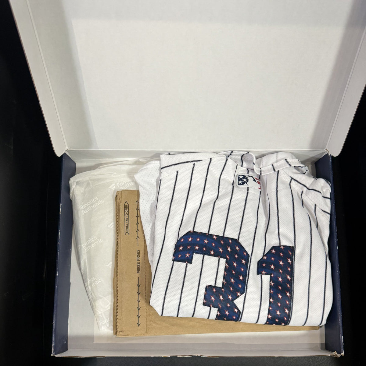 NY Yankees #31 Game Used July 4th Jersey MLB Fanatics Hicks / Cam Schlittler Now
