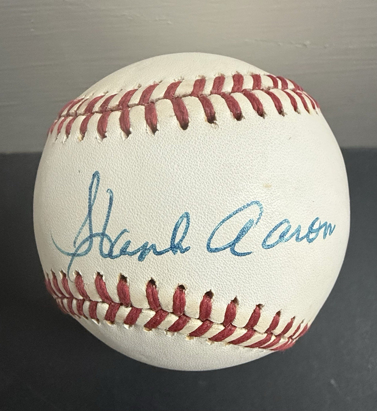 Hank Aaron Signed National League Baseball Bold Auto Braves HOF Psa Coa