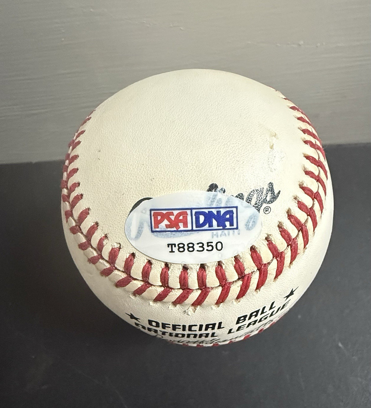 Hank Aaron Signed National League Baseball Bold Auto Braves HOF Psa Coa