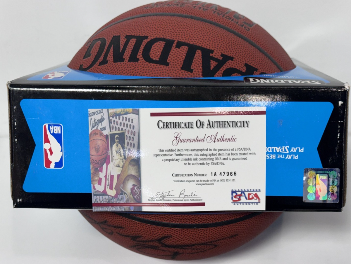 Kobe Bryant LA Lakers Signed NBA Spalding Basketball Full Auto PSA ITP COA HOF