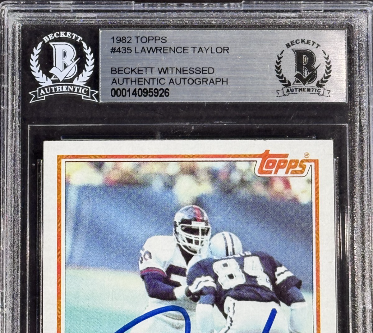 1982 Topps #435 Lawrence Taylor Signed Beckett Witnessed HOF 99 Auto Giants RC