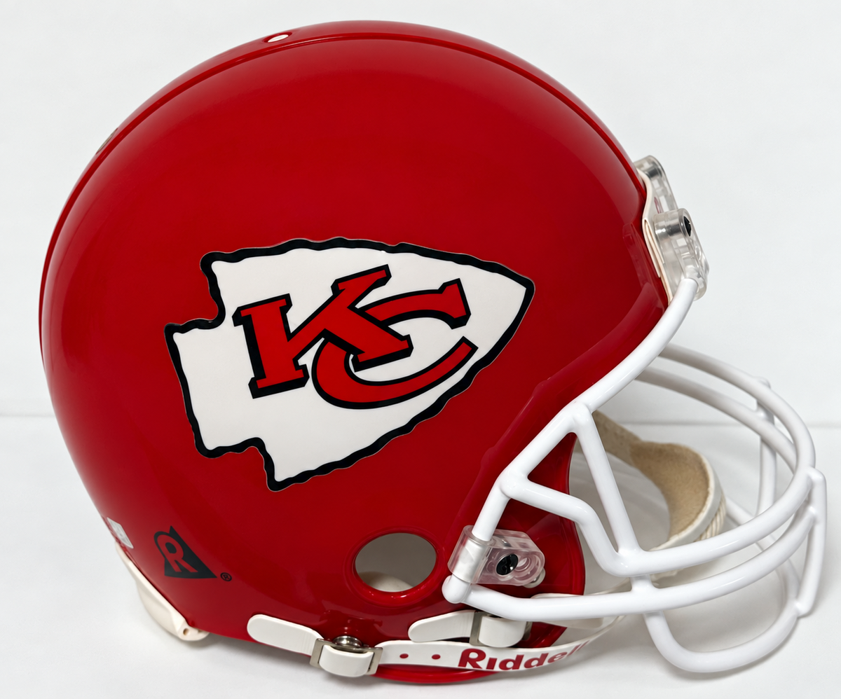 Joe Montana Signed Riddell Pro Line Authentic Helmet HOF Chiefs Auto UDA Holo