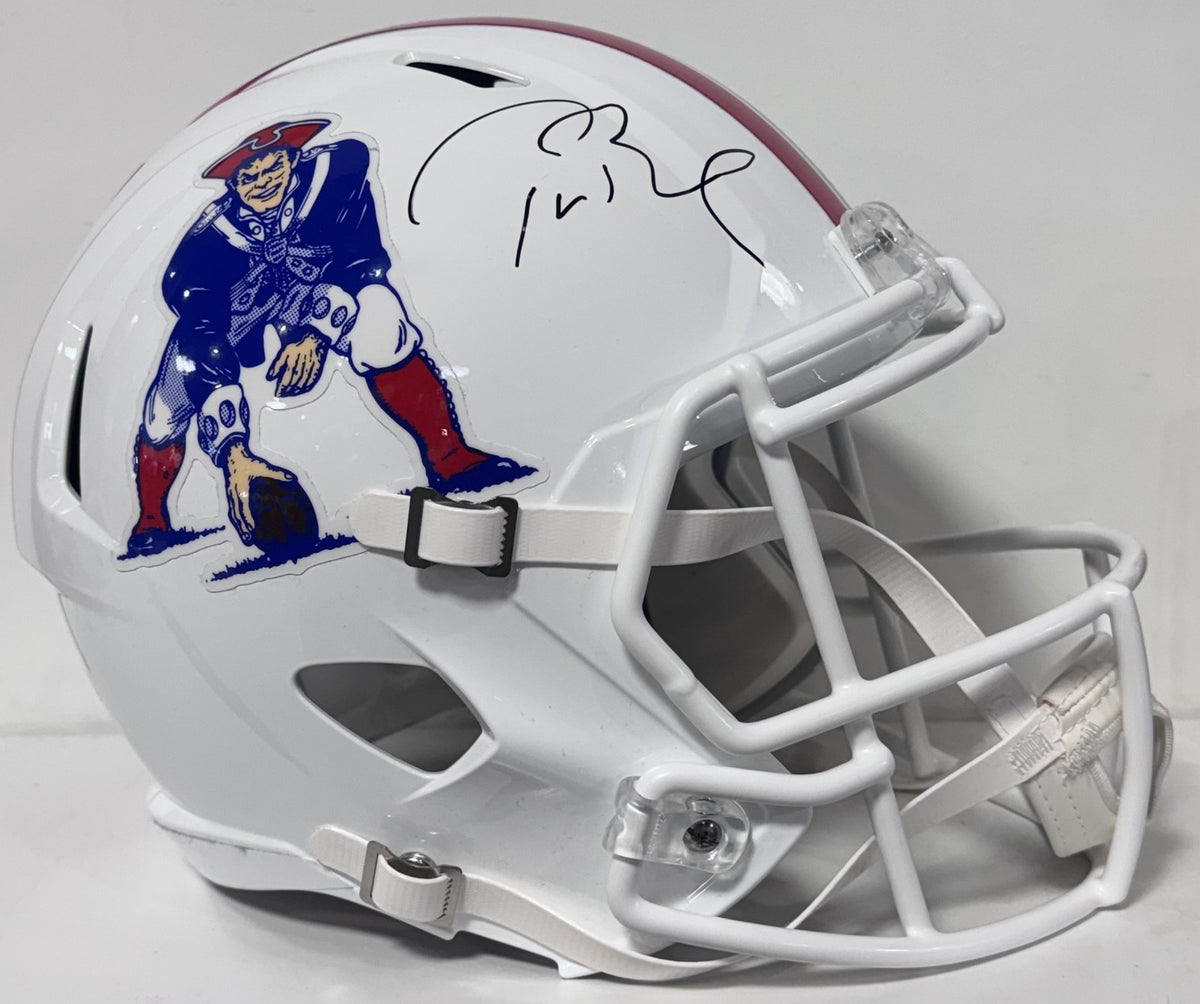 Tom Brady Signed Patriots Riddell Throwback Replica Helmet Auto Fanatics W/Case