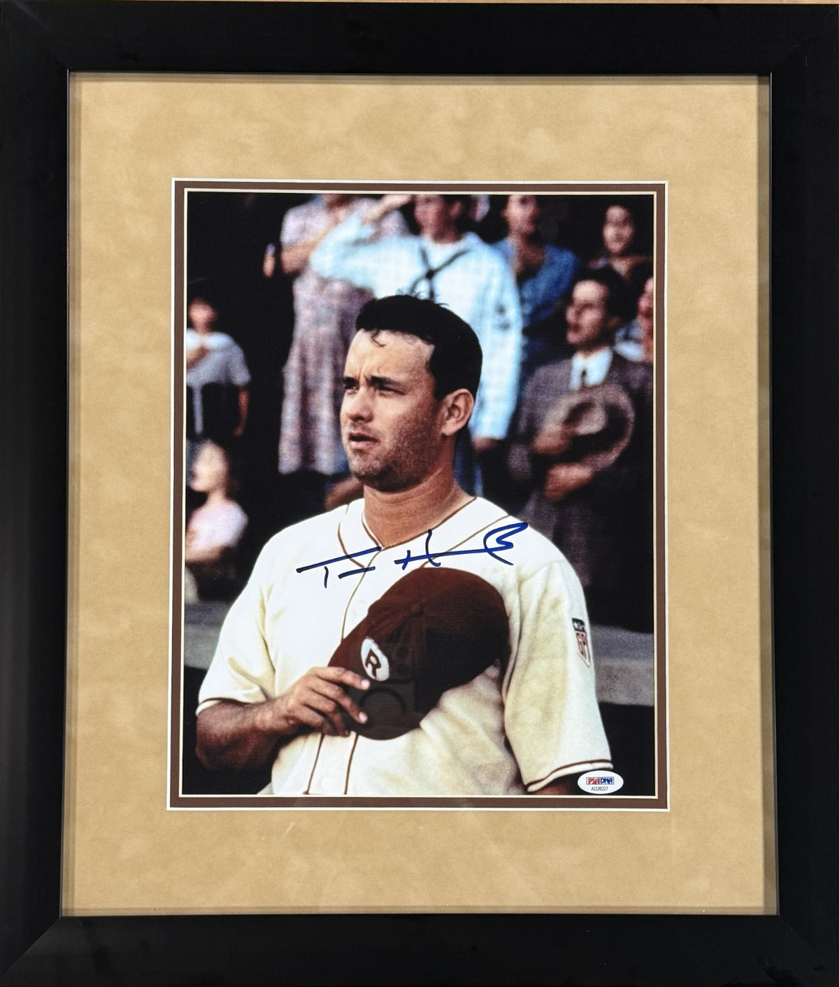 Tom Hanks Signed 11x14 Photo Framed Autograph A League of Their Own PSA COA