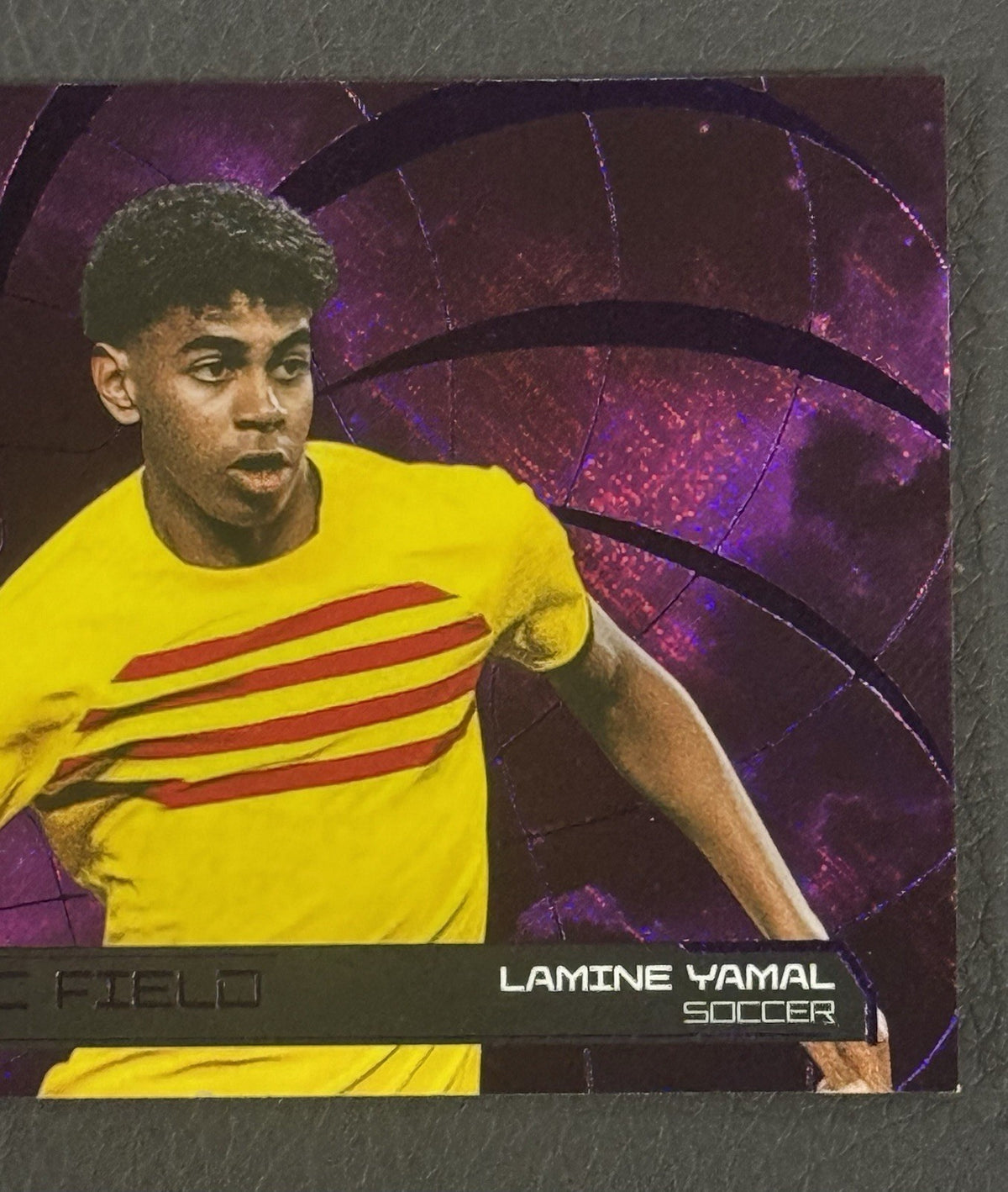 2026 UD Metal Universe Lamine Yamal MAGNETIC FIELD Purple  9/10 Rare World Cup