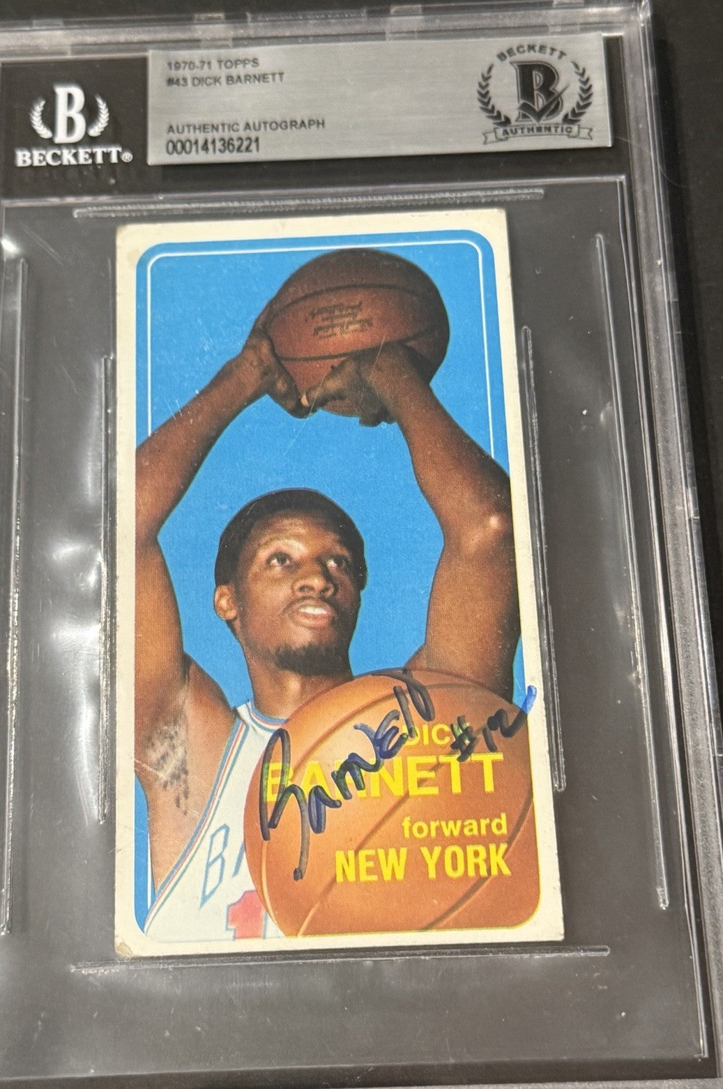 Dick Barnett 1970-71 TOPPS Card #43 Signed Hof #12 Mint Auto Bas Coa Beckett