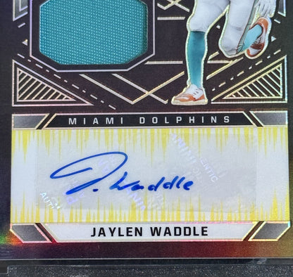 2021 Panini Obsidian Rookie Jersey Auto Jaylen Waddle Electric Etch /25 RPA Mint