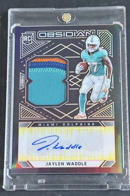 2021 Panini Obsidian Rookie Jersey Auto Jaylen Waddle Electric Etch /25 RPA Mint
