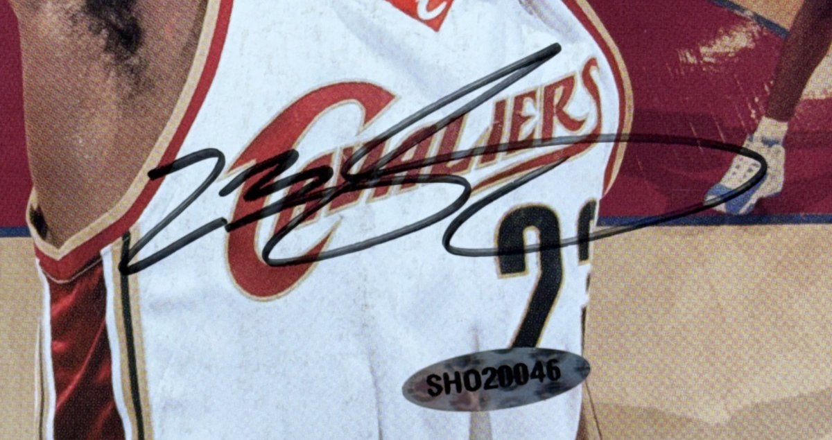 Lebron James Signed Sporting News Magazine King Auto UDA COA Cavaliers No Label